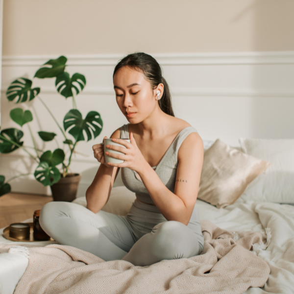 Cosy Up for Autumn: Home, Skincare & Seasonal Wellness Tips
