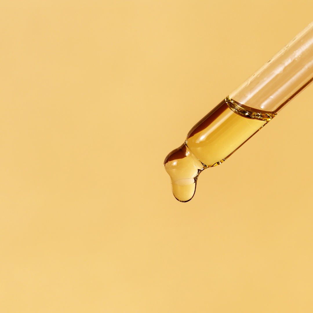 Oils You Need to Try For a Radiant Complexion!