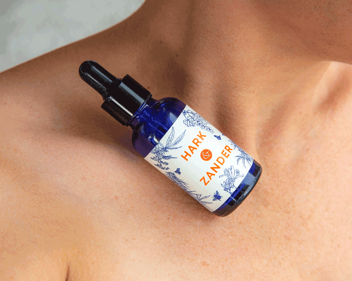 SkinTonic Face Oil close up